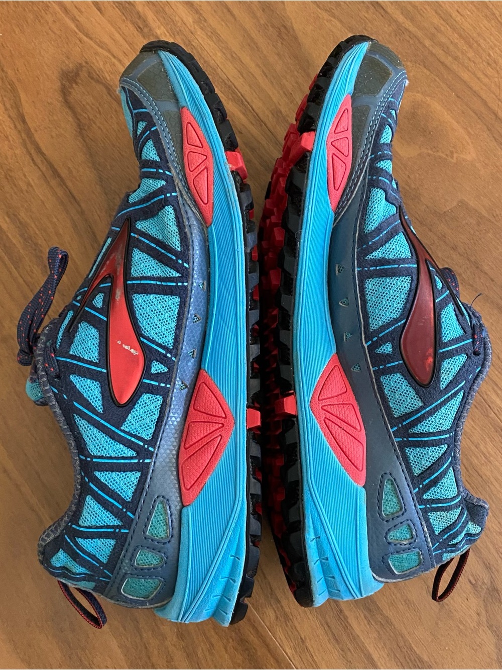 Brooks Cascadia Trail Running Shoes 37.5 No Insoles